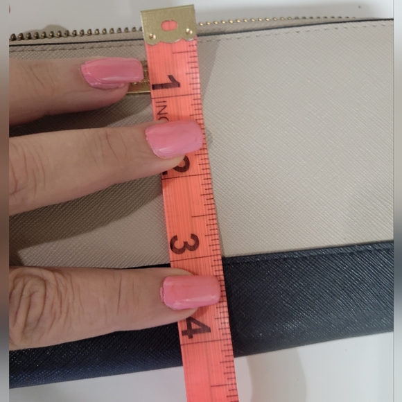 ✨️SALE 2 Large Kate spade multi compartment tote w full size zip around wallet. - Picture 13 of 16